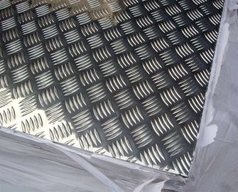 China Anti - hoja de aluminio de la pisada del diamante del agente contaminador, hoja de aluminio de la placa del cuadro  fábrica