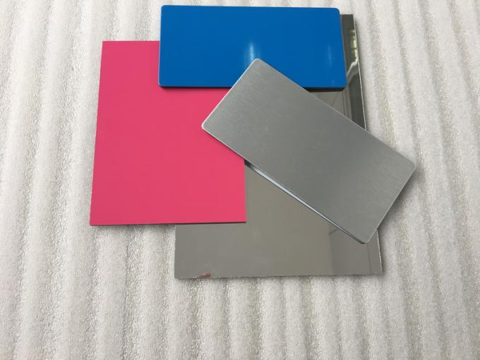 El panel compuesto de aluminio rojo de la perla ACP cubre al peso ligero con la pintura de PVDF