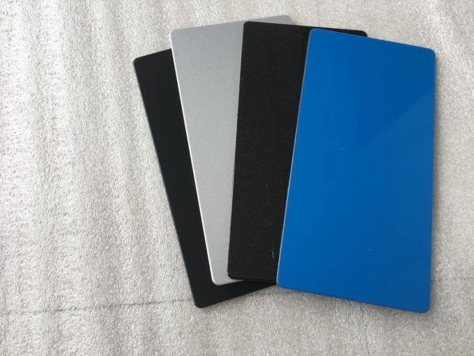 Superficie lisa del panel compuesto de aluminio de plata/púrpura del ACP para la decoración de la pared